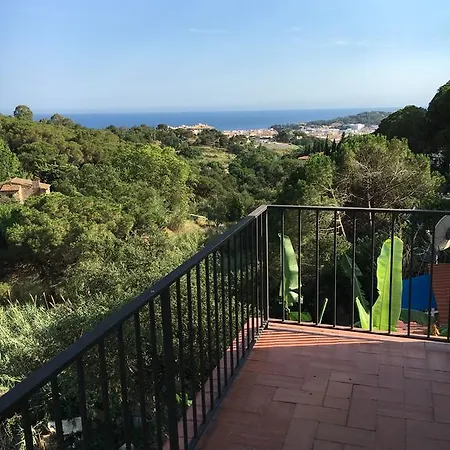 Casa Con Vistas Al Mar Y Piscina Privada 펜션