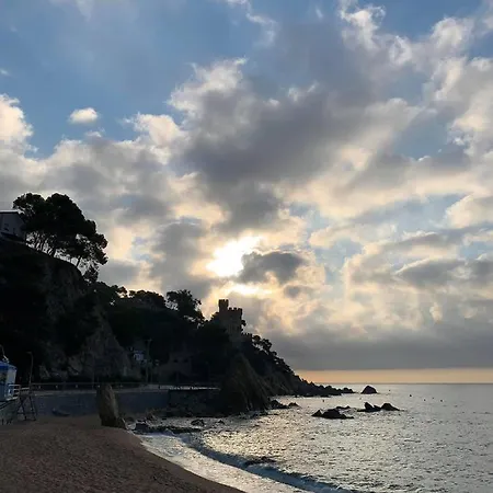 Casa Con Vistas Al Mar Y Piscina Privada 펜션 *